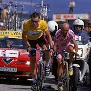 Pantani batte Armstrong sul Ventoux