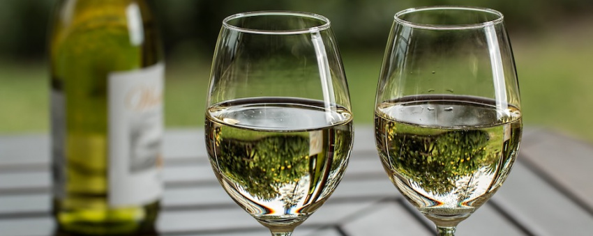 Degustazione di vini dell'Alsazia all'enoteca Emmebi