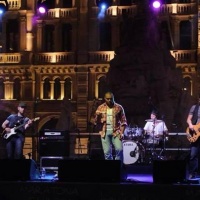 casa-plave-down-to-ground