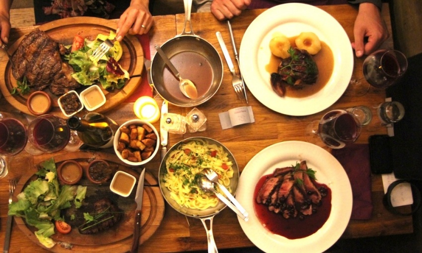 Torna la cena all’incontrario all’Osteria La Panza