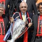 Galliani con Ancelotti e Maldini dopo l ultima vittoria in Champions League