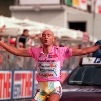 Marco Pantani trionfa a Plan di Montecampione al Giro 1998