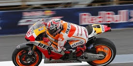 Moto Gp: Marquez fa il fenomeno nel tempio della velocità